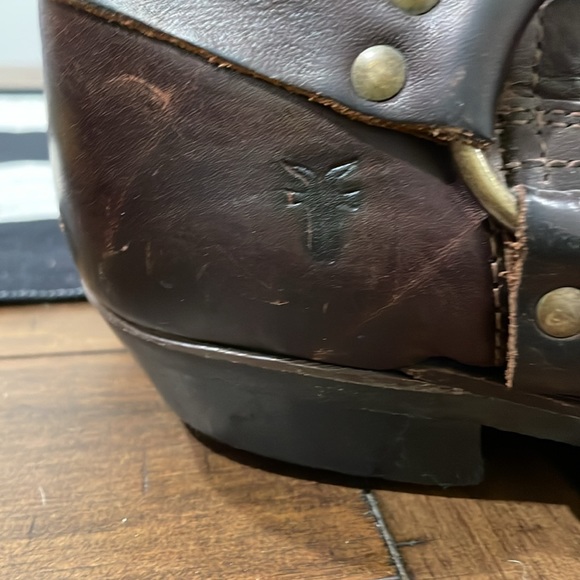 Frye Harness 8R Leather Boots - Picture 3 of 10